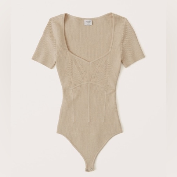 Abercrombie & Fitch Tops - 🌟Abercrombie corset short sleeve knit bodysuit xs beige